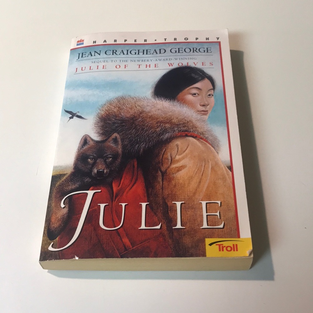 ⚡️FINAL PRICE⚡️Julie book from Julie of the Wolves